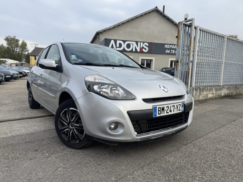 RENAULT CLIO III (2) 1.2 TCE 100 DYNAMIQUE 5P